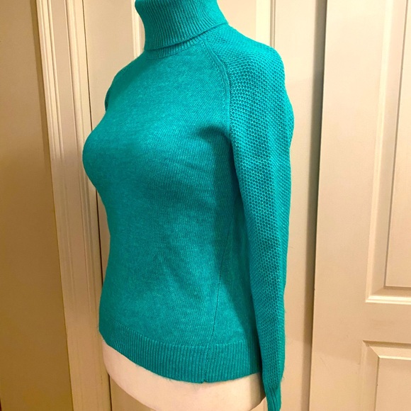 Loft Mint Green Turtleneck Sweater 🍀 - Picture 7 of 14